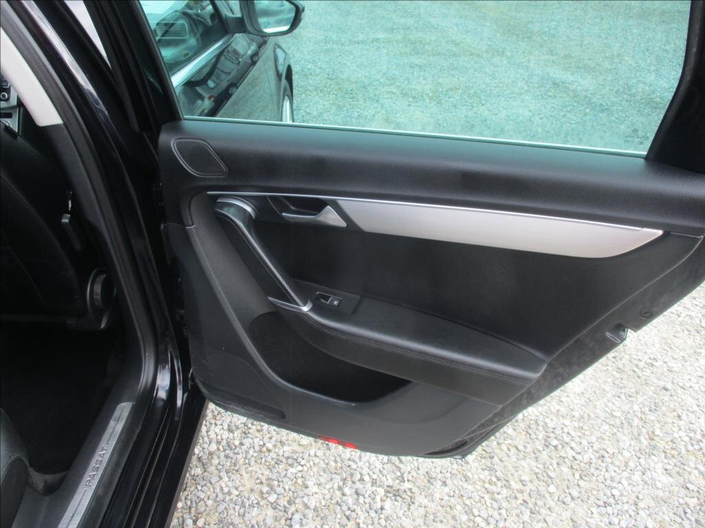 Volkswagen Passat Kombi 2,0 l 130 kw