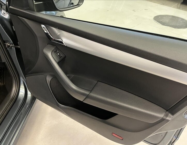 Škoda Octavia Liftback 999,0 85 kw