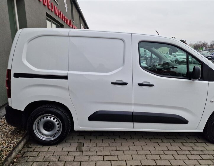 Peugeot Partner Skříň 1,2 l 81 kw