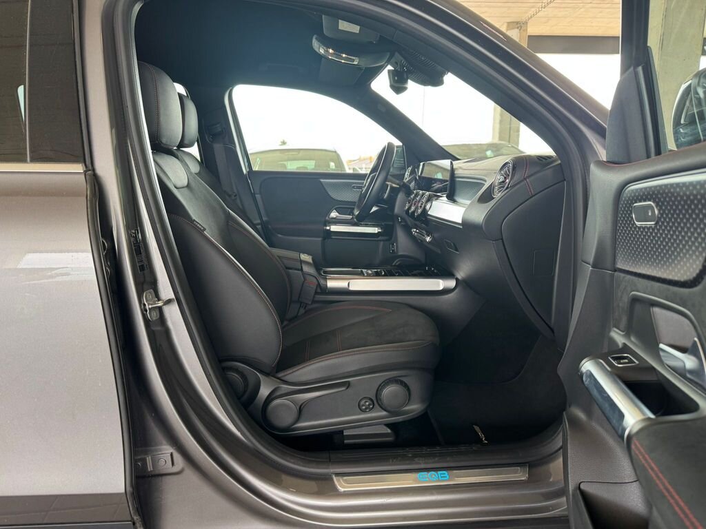 Mercedes-Benz EQB SUV / Terénní 0,0 215 kw