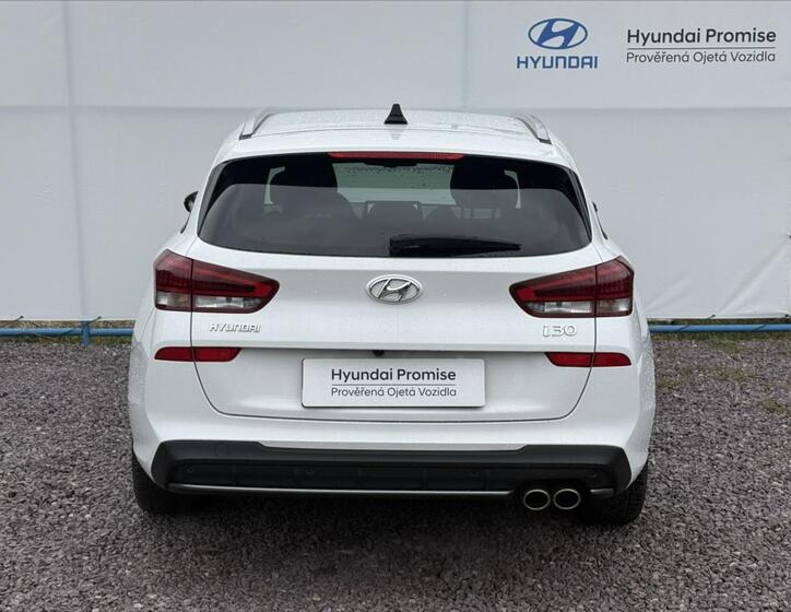 Hyundai i30 25
