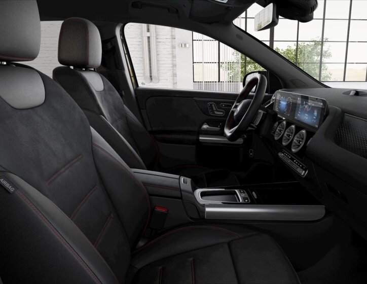 Mercedes-Benz GLA SUV / Terénní 1,3 l 120 kw