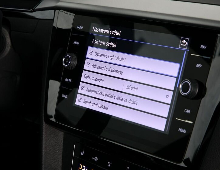 Volkswagen Arteon Liftback 2,0 l 206 kw