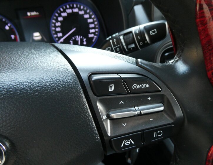 Hyundai Kona SUV / Terénní 998,0 88 kw