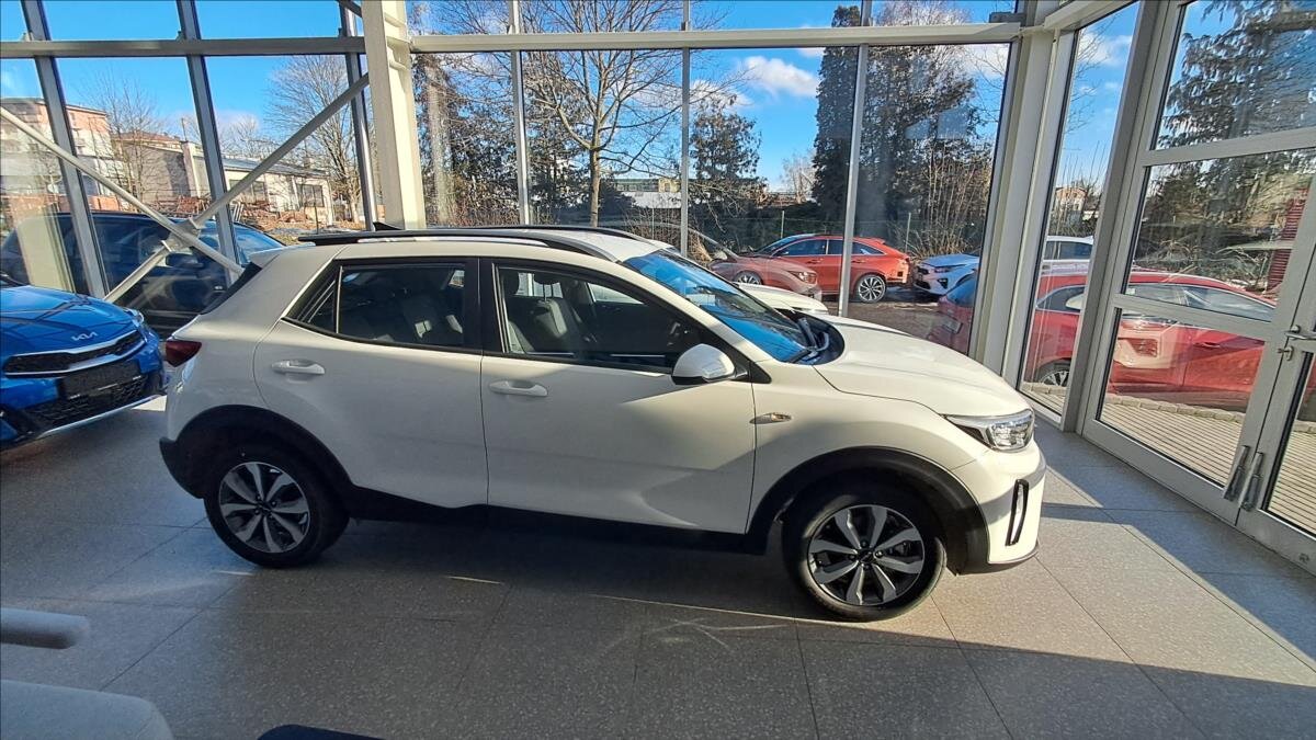 KIA Stonic Kombi 1,2 l 57 kw