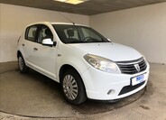 Dacia Sandero 1