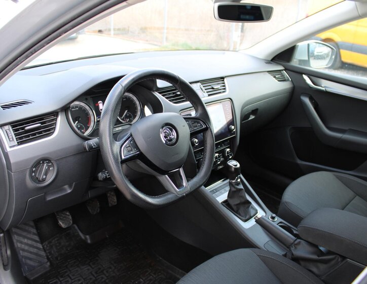 Škoda Octavia Kombi 2,0 l 110 kw