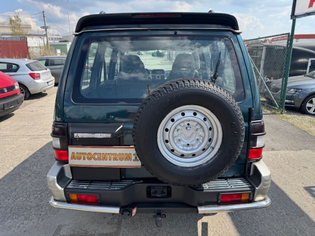 Mitsubishi Pajero SUV / Terénní 2,8 l 92 kw