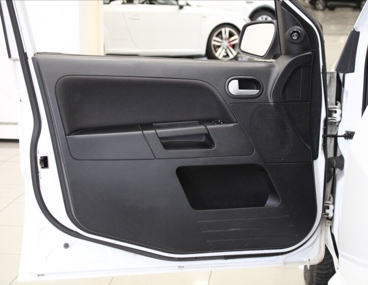 Ford Fusion Hatchback 1,4 l 50 kw