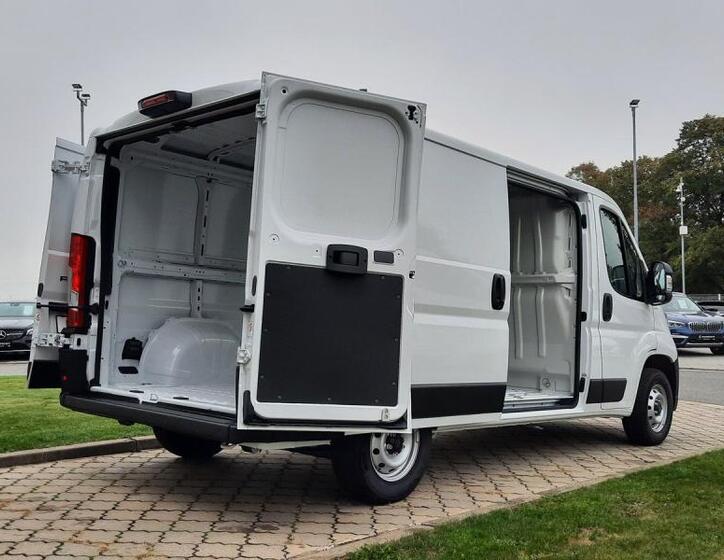Peugeot Boxer 11