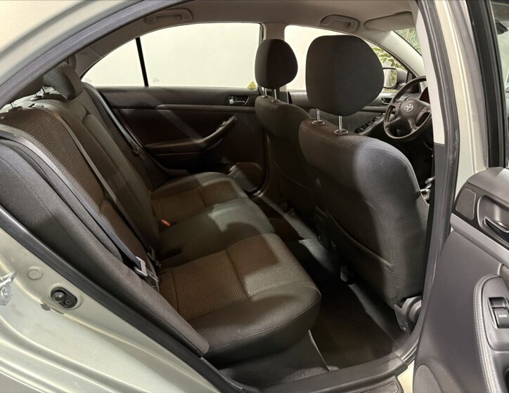Toyota Avensis Liftback 1,8 l 95 kw