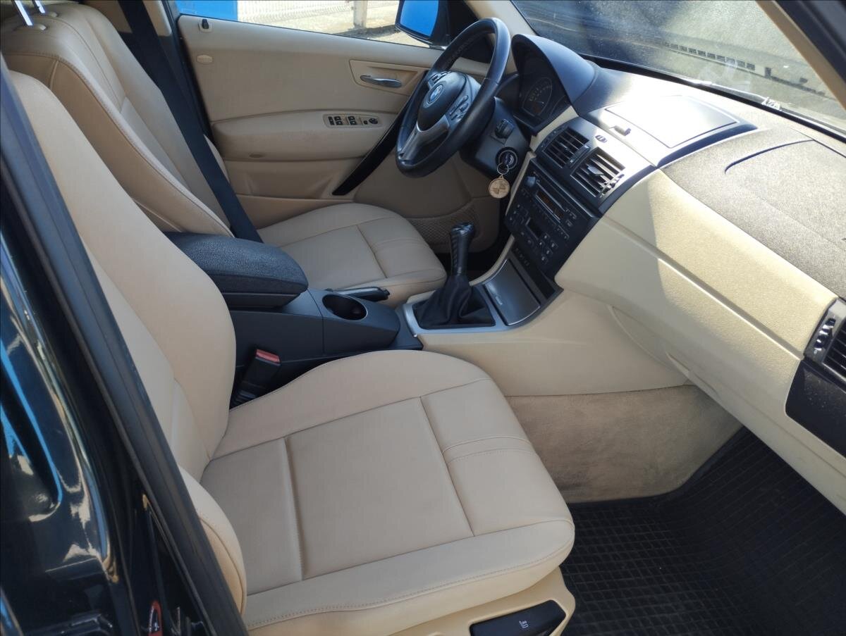 BMW X3 SUV / Terénní 2,0 l 110 kw