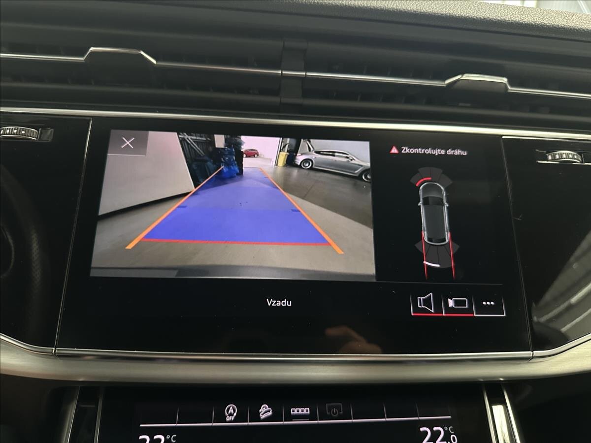 Audi SQ8 SUV 4,0 l 373 kw