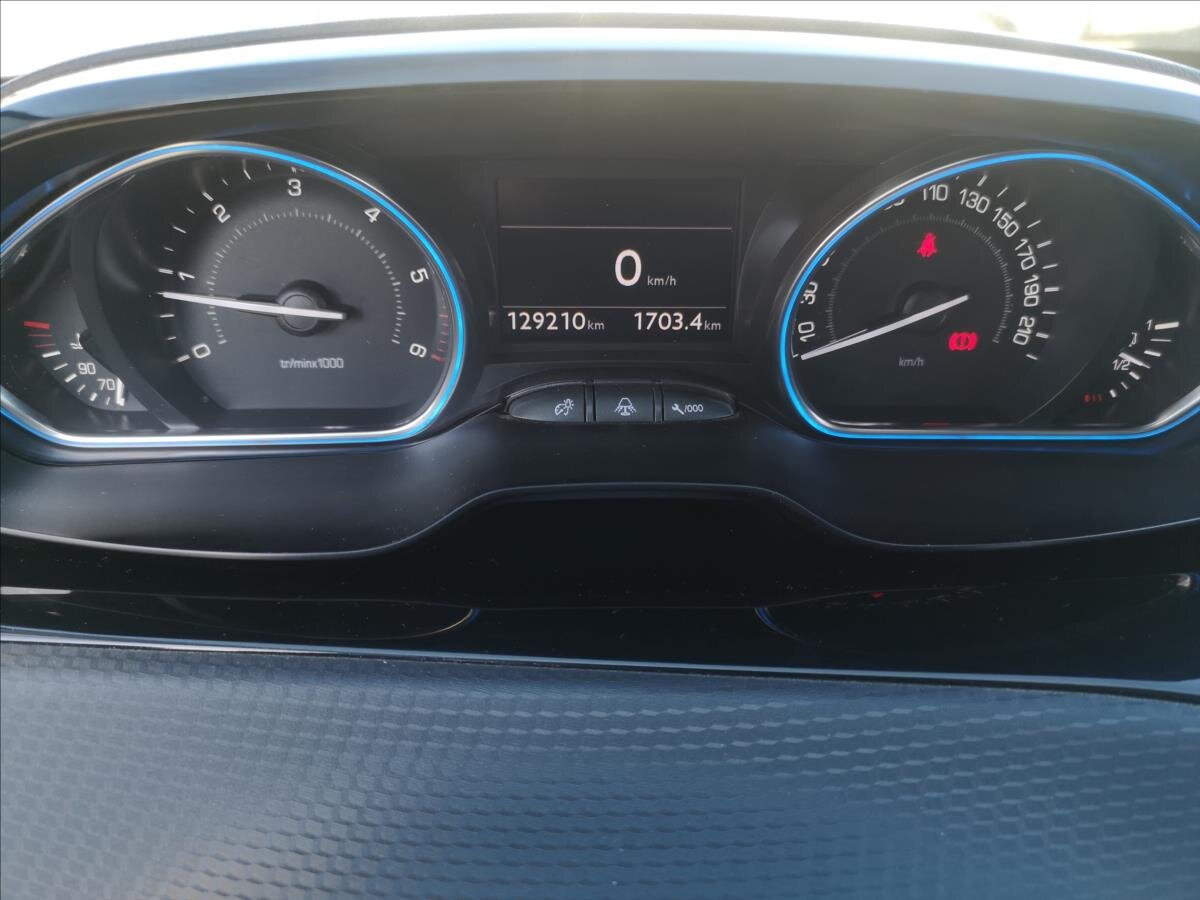 Peugeot 2008 Kombi 1,6 l 84 kw