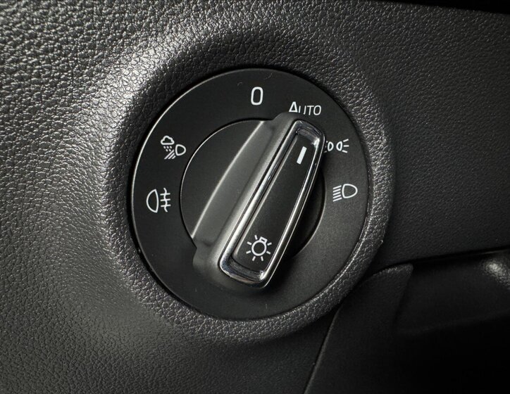 Škoda Karoq SUV / Terénní 2,0 l 110 kw