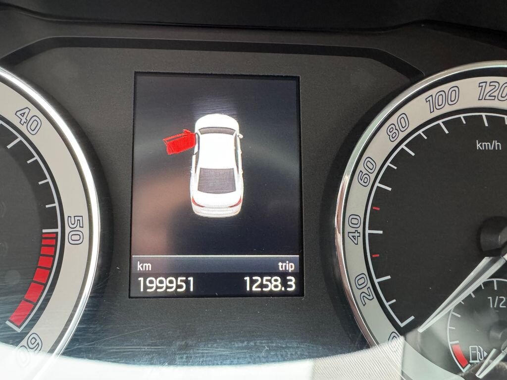 Škoda Superb Liftback 2,0 l 110 kw