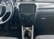 Suzuki Vitara 10