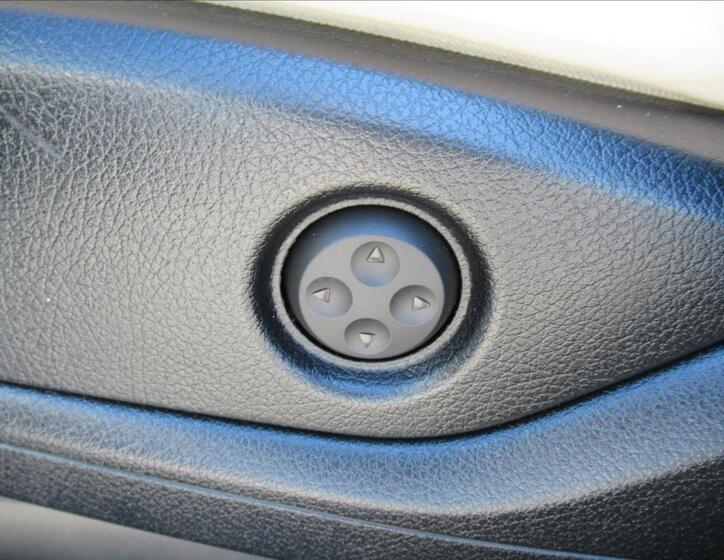 Mercedes-Benz GLE 25