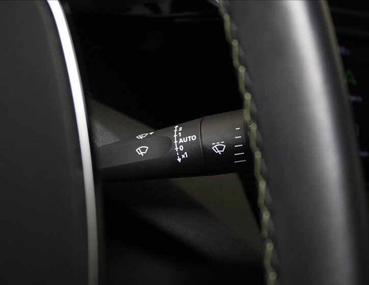 Peugeot 308 Hatchback 1,2 l 96 kw
