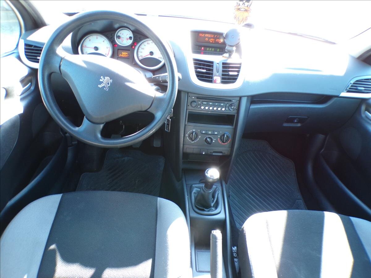 Peugeot 207 Hatchback 1,4 l 50 kw