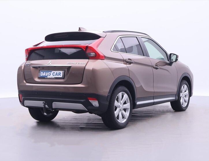 Mitsubishi Eclipse Cross SUV 1,5 l 120 kw