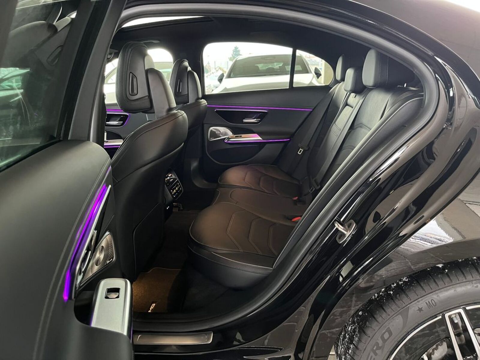 Mercedes-Benz Třídy E 16