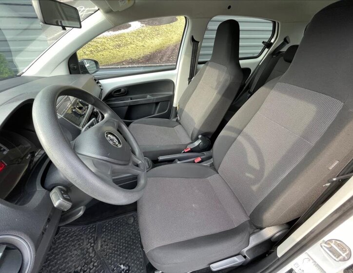 Volkswagen up! Hatchback 999,0 44 kw