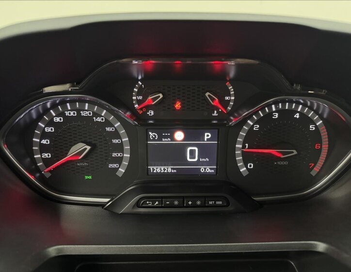 Peugeot Rifter MPV 1,5 l 96 kw