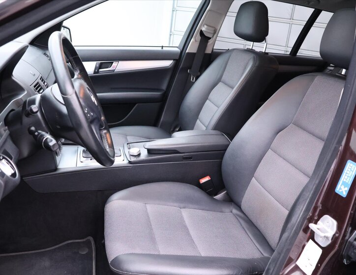 Mercedes-Benz Třídy C 10