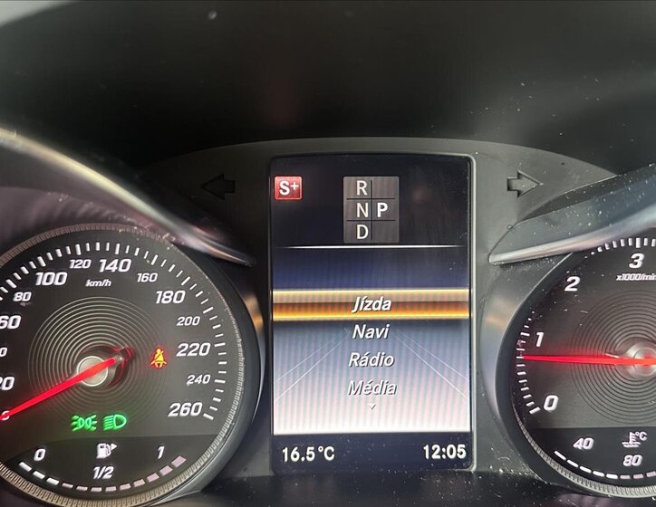 Mercedes-Benz Třídy C Kombi 2,1 l 125 kw