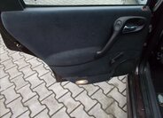 Opel Vectra Sedan 1,6 l 74 kw