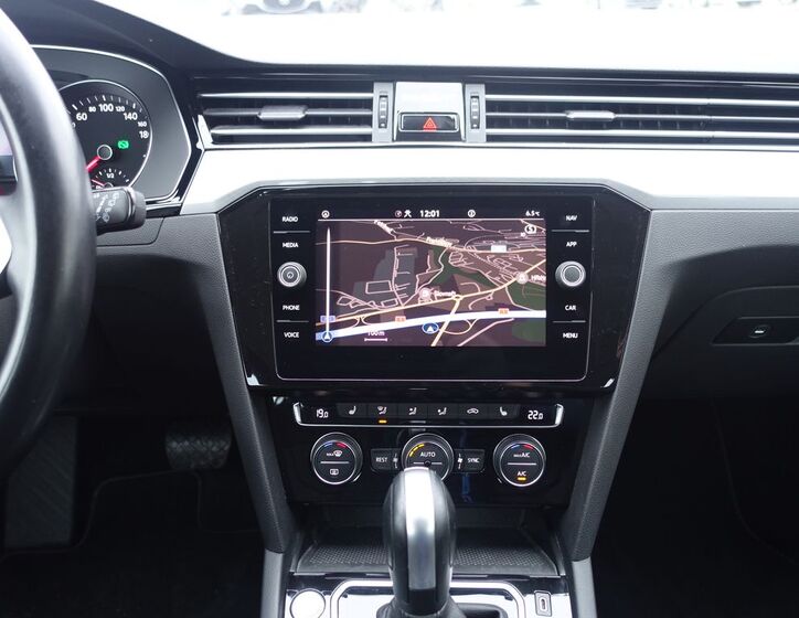 Volkswagen Passat Kombi 2,0 l 110 kw