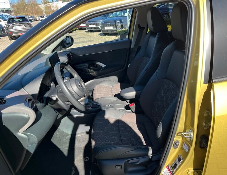 Toyota Yaris Cross SUV / Terénní 1,5 l 68 kw