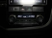 Mitsubishi Outlander SUV / Terénní 2,0 l 110 kw