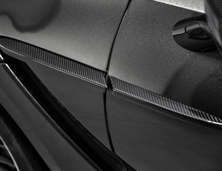 Aston Martin Ostatní SUV 4,0 l 520 kw