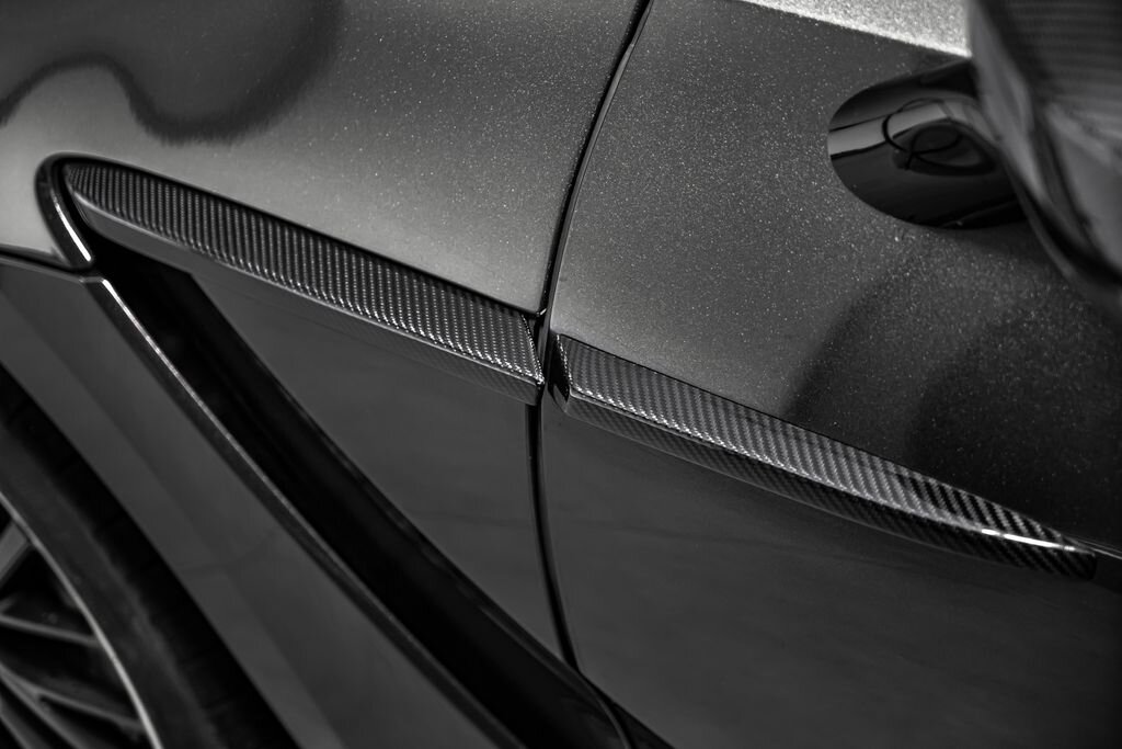 Aston Martin Ostatní SUV 4,0 l 520 kw