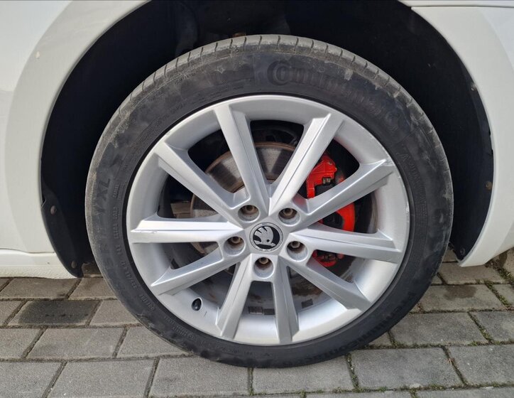 Škoda Octavia Sedan / Limuzína 2,0 l 110 kw