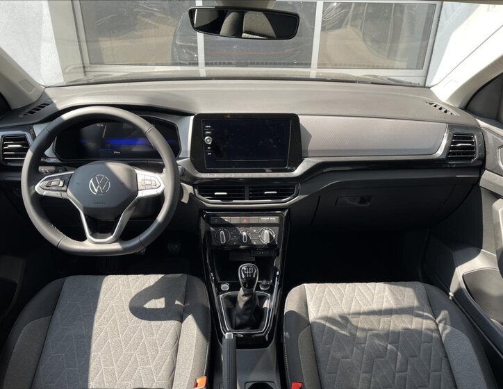 Volkswagen T-Cross 11