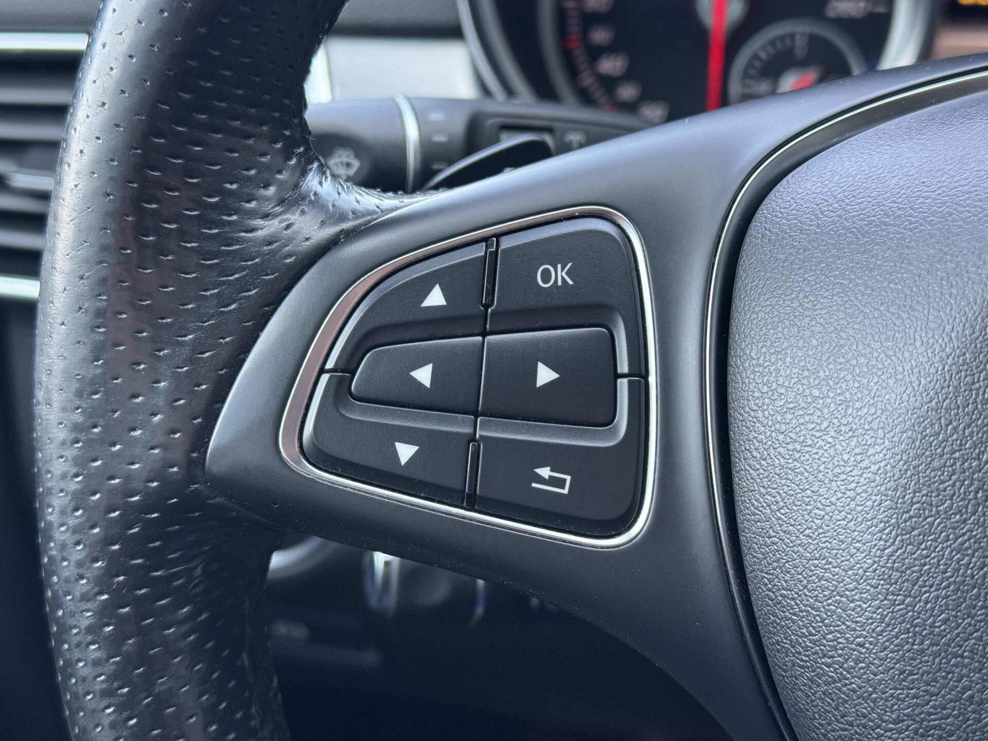 Mercedes-Benz GLE SUV / Terénní 3,0 l 190 kw