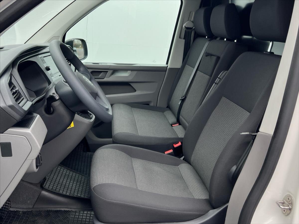 Volkswagen Transporter Skříň 2,0 l 110 kw