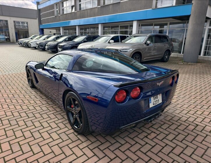 Chevrolet Corvette Kupé 6,0 l 298 kw
