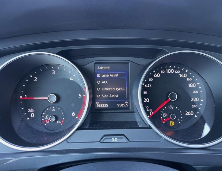 Volkswagen Tiguan SUV / Terénní 2,0 l 90 kw