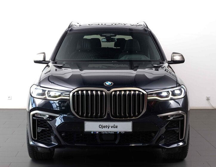 BMW X7 2