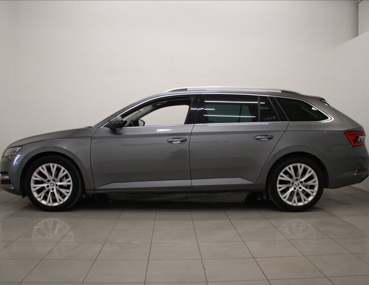 Škoda Superb Kombi 2,0 l 147 kw