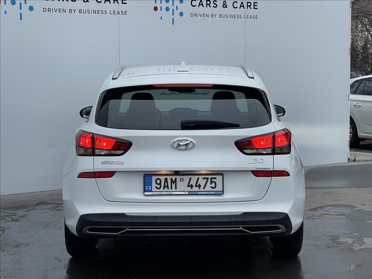 Hyundai i30 Kombi 998,0 88 kw