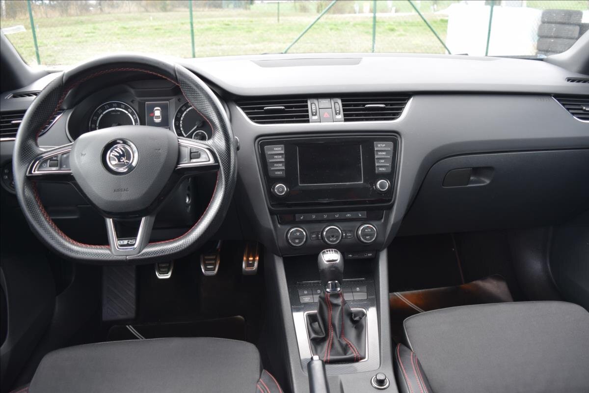 Škoda Octavia Sedan / Limuzína 2,0 l 135 kw