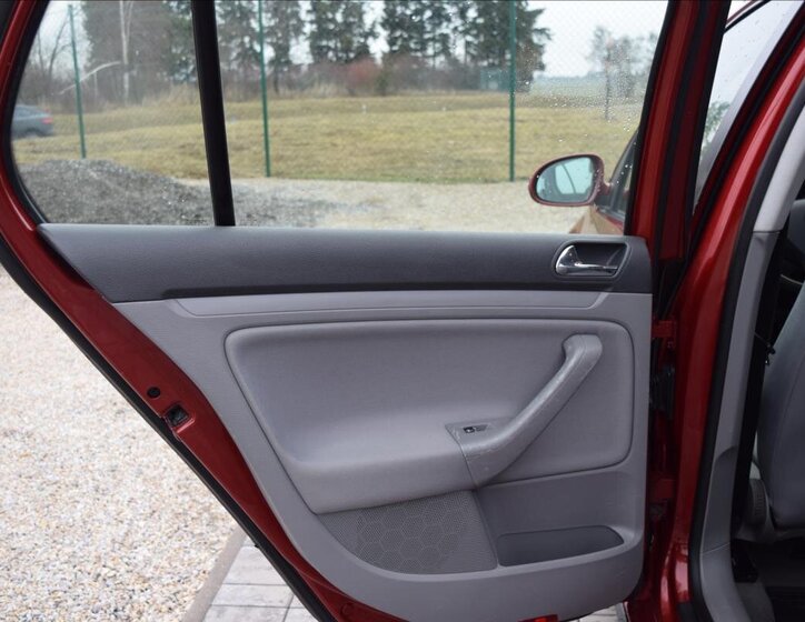 Volkswagen Golf Hatchback 1,9 l 77 kw