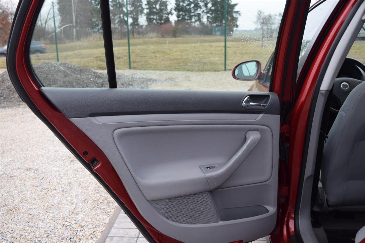 Volkswagen Golf Hatchback 1,9 l 77 kw