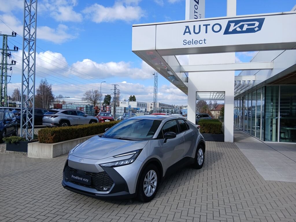 Toyota C-HR SUV / Terénní 1,8 l 72 kw