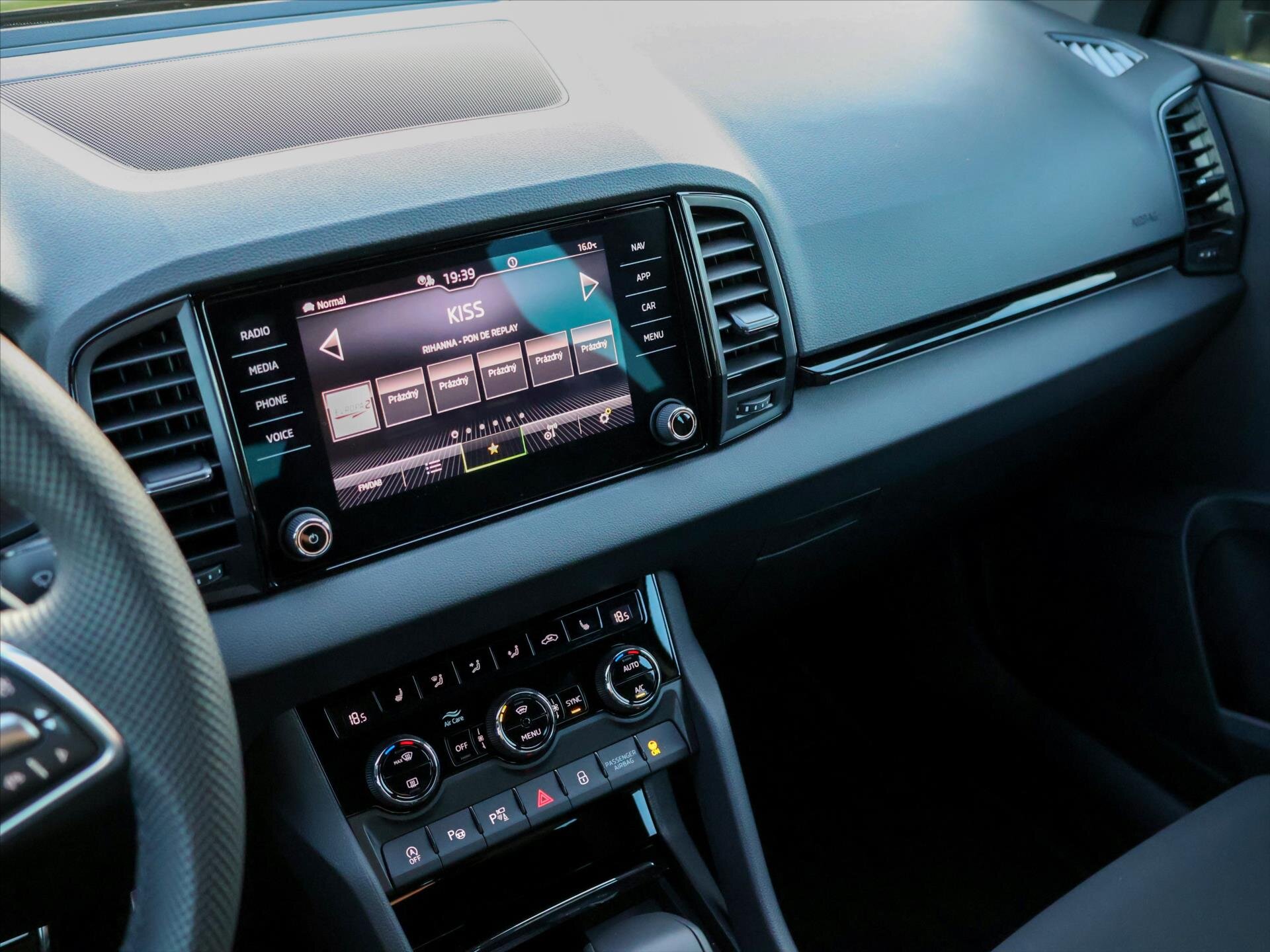 Škoda Karoq SUV / Terénní 2,0 l 110 kw